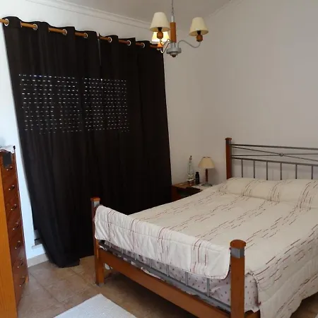 Holiday home Holiday Rua Mousinho De Albuquerque *